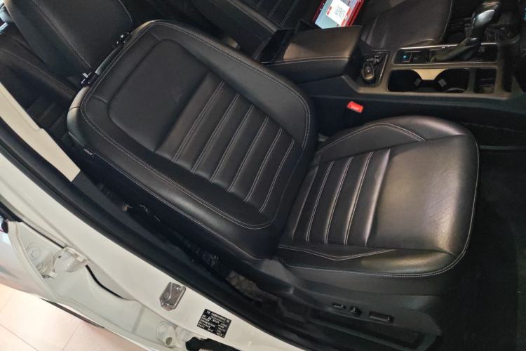 Used Ford Kuga 2019 EcoBoost 245 4x4 Prestige Plus Model China VI Standard Right Front Seat
