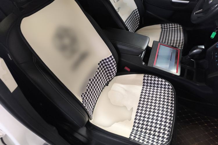 Used Ford Kuga 2019 EcoBoost 180 Two-Wheel-Drive Platinum Edition China VI Standard Right Front Seat