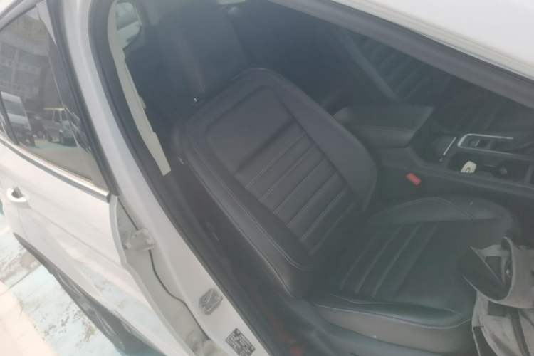 Used Ford Kuga 2019 EcoBoost 180 Two-Wheel-Drive Titanium Plus Model China VI Standard Right Front Seat