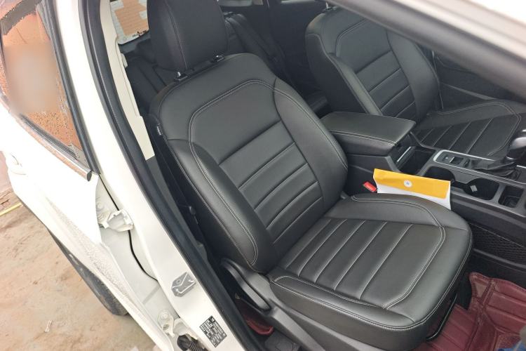 Used Ford Kuga 2019 EcoBoost 180 Two-Wheel-Drive Platinum Edition China VI Standard Right Front Seat