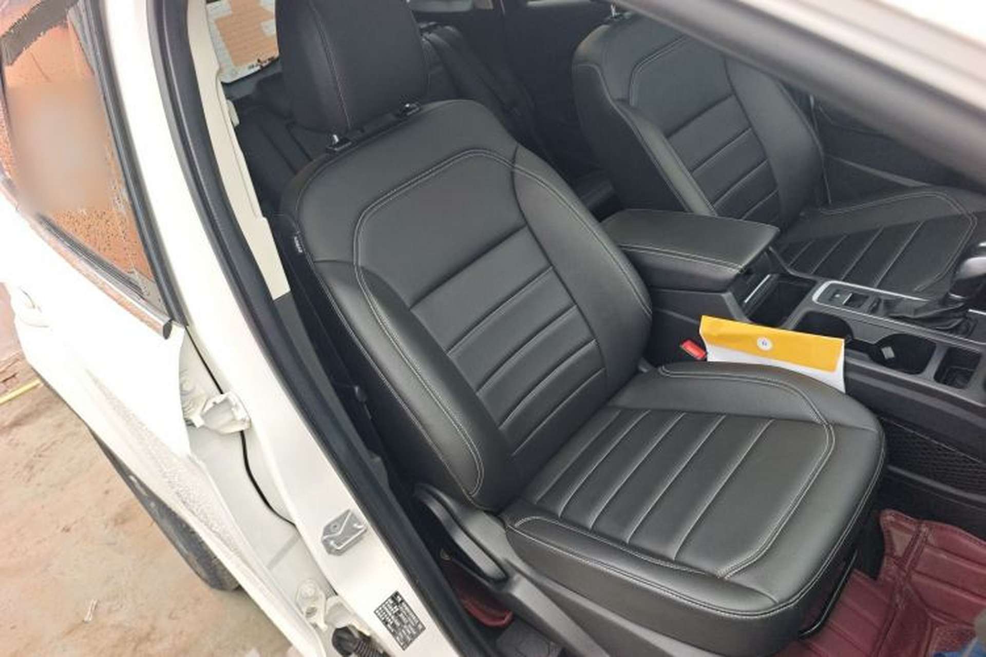 Used Ford Kuga 2019 EcoBoost 180 Two-Wheel-Drive Platinum Edition China VI Standard Right Front Seat