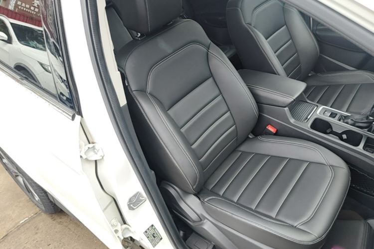 Used Ford Kuga 2019 EcoBoost 180 Two-Wheel-Drive Platinum Edition China VI Standard Right Front Seat