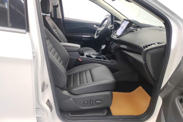 Used Ford Kuga 2019 EcoBoost 180 Two-Wheel-Drive Titanium Plus Model China VI Standard Right Front Seat
