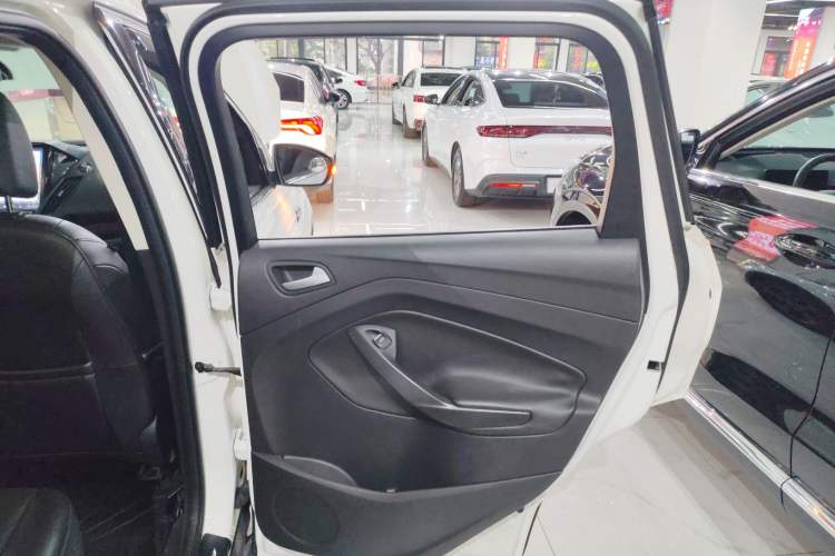 Used Ford Kuga 2019 EcoBoost 245 4x4 Prestige Plus Model China VI Standard Right Rear Door Interior