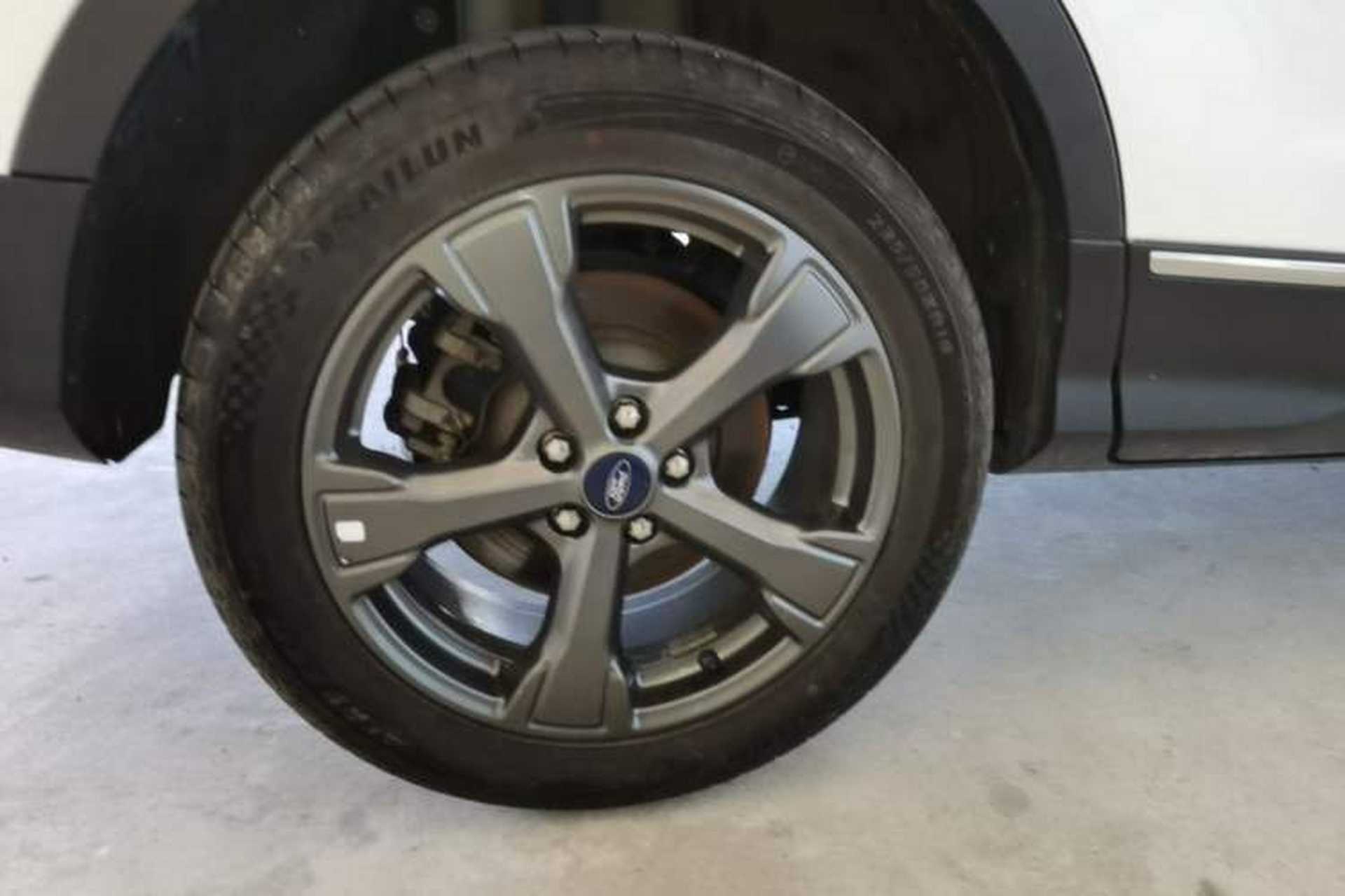 Used Ford Kuga 2019 EcoBoost 180 Two-Wheel-Drive Titanium Plus Model China VI Standard Right Rear Wheel Hub