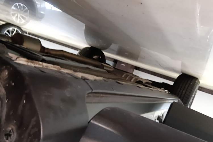 Used Ford Kuga 2019 EcoBoost 180 Two-Wheel-Drive Platinum Edition China VI Standard Right Side Sill