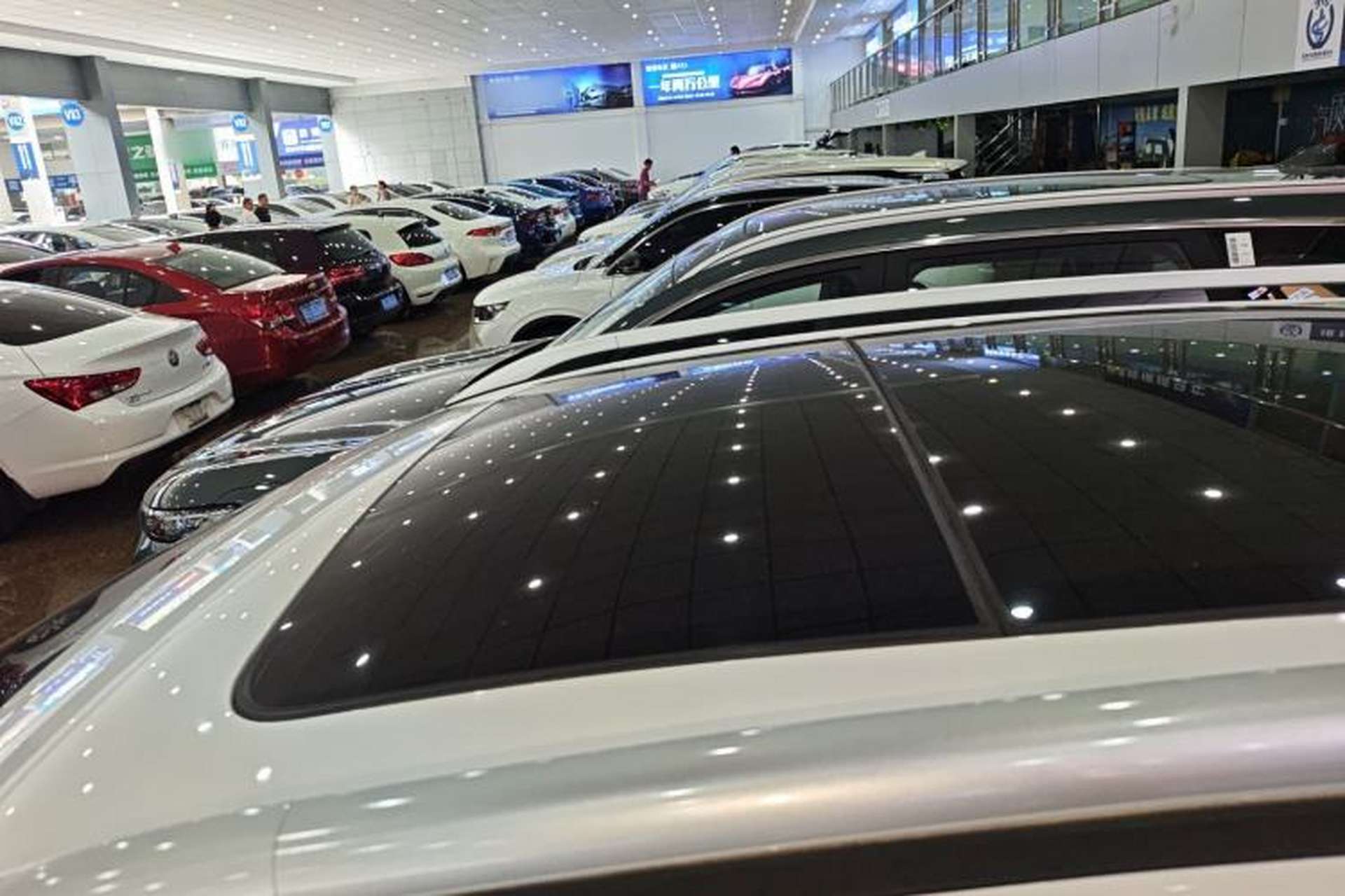 Used Ford Kuga 2019 EcoBoost 180 Two-Wheel-Drive Platinum Edition China VI Standard Roof