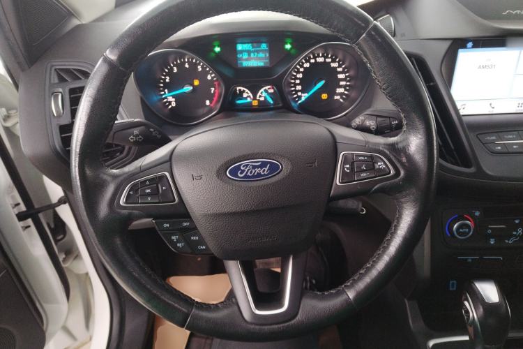 Used Ford Kuga 2019 EcoBoost 180 Two-Wheel-Drive Platinum Edition China VI Standard Steering Wheel