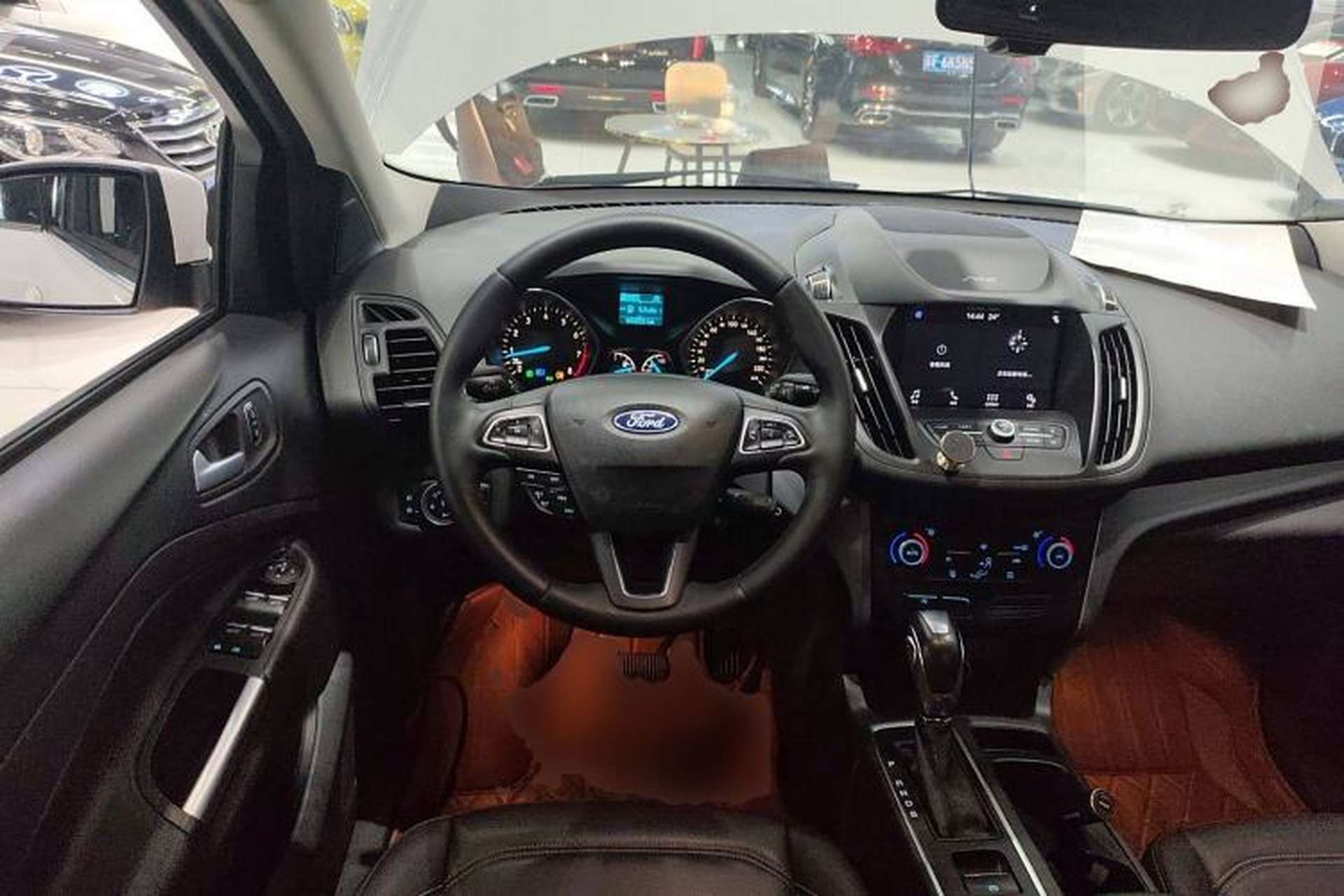 Used Ford Kuga 2019 EcoBoost 180 Two-Wheel-Drive Platinum Edition China VI Standard Steering Wheel