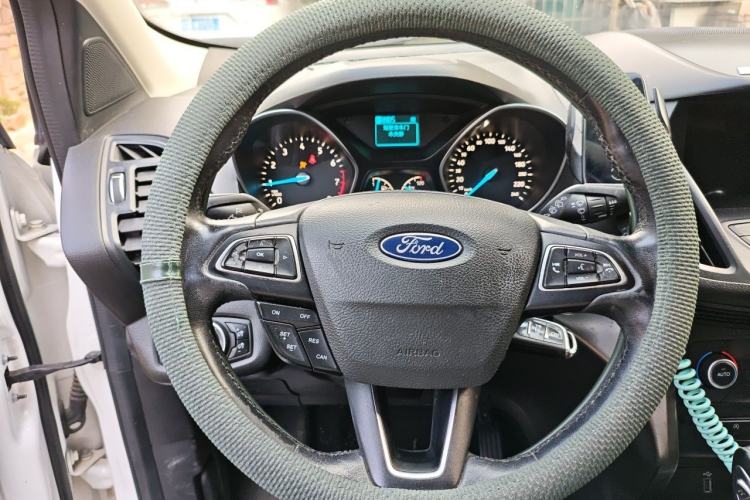 Used Ford Kuga 2019 EcoBoost 180 Two-Wheel-Drive Platinum Edition China V Standard Steering Wheel