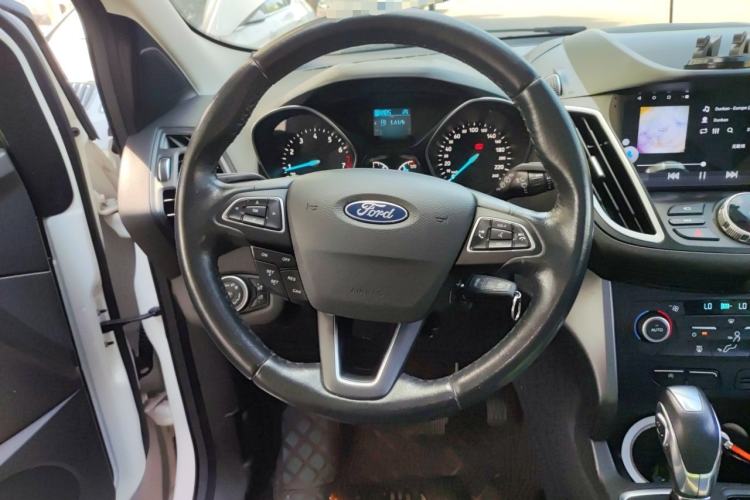 Used Ford Kuga 2019 EcoBoost 180 Two-Wheel-Drive Platinum Edition China VI Standard Steering Wheel