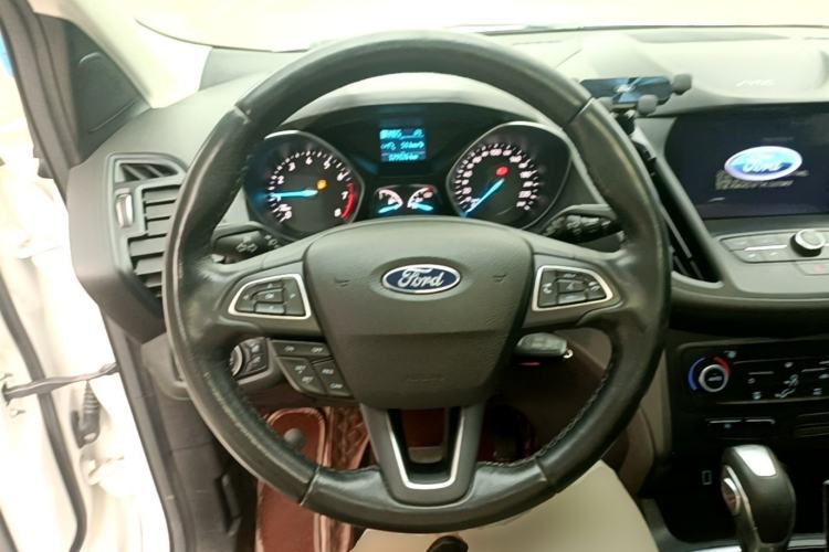 Used Ford Kuga 2019 EcoBoost 180 Two-Wheel-Drive Platinum Edition China VI Standard Steering Wheel