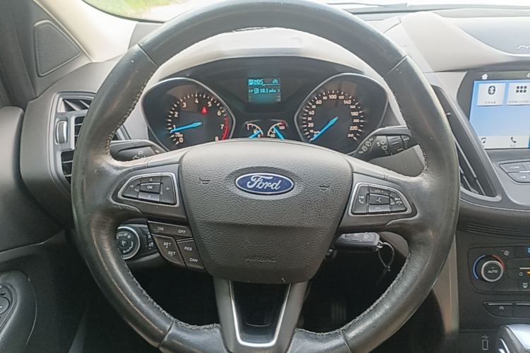 Used Ford Kuga 2019 EcoBoost 180 Two-Wheel-Drive Platinum Edition China VI Standard Steering Wheel