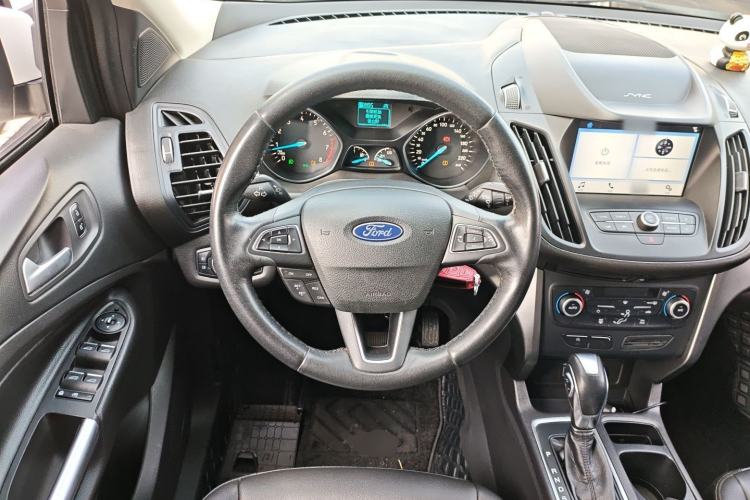 Used Ford Kuga 2019 EcoBoost 180 Two-Wheel-Drive Platinum Edition China VI Standard Steering Wheel
