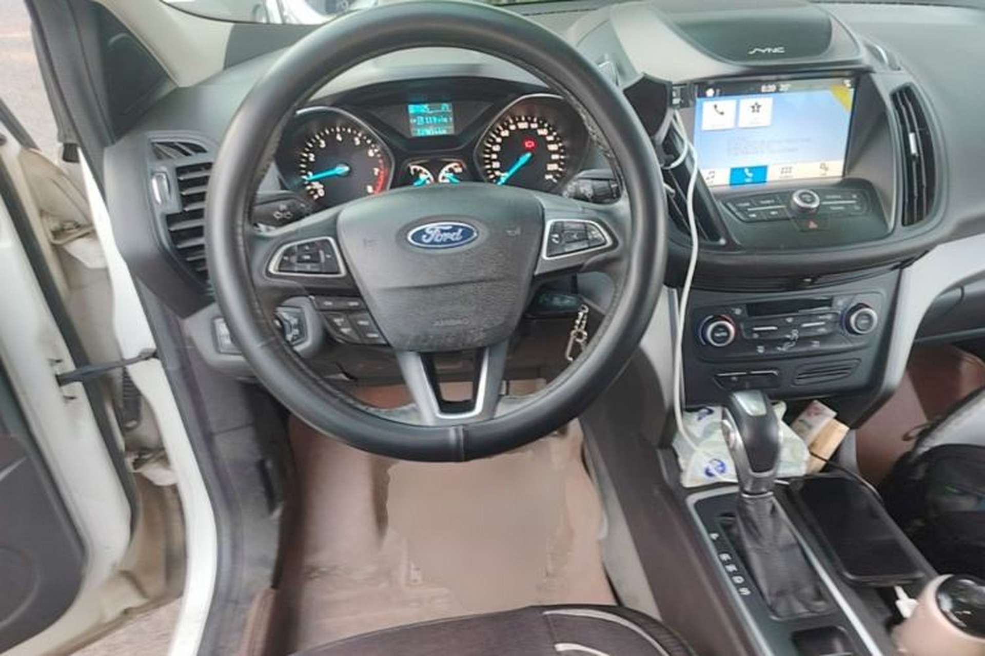 Used Ford Kuga 2019 EcoBoost 180 Two-Wheel-Drive Platinum Edition China VI Standard Steering Wheel