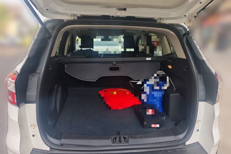 Used Ford Kuga 2019 EcoBoost 180 Two-Wheel-Drive Platinum Edition China VI Standard Trunk