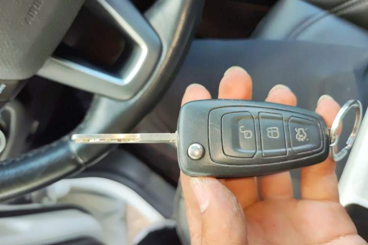 Used Ford Kuga 2019 EcoBoost 180 Two-Wheel-Drive Platinum Edition China VI Standard Vehicle Key