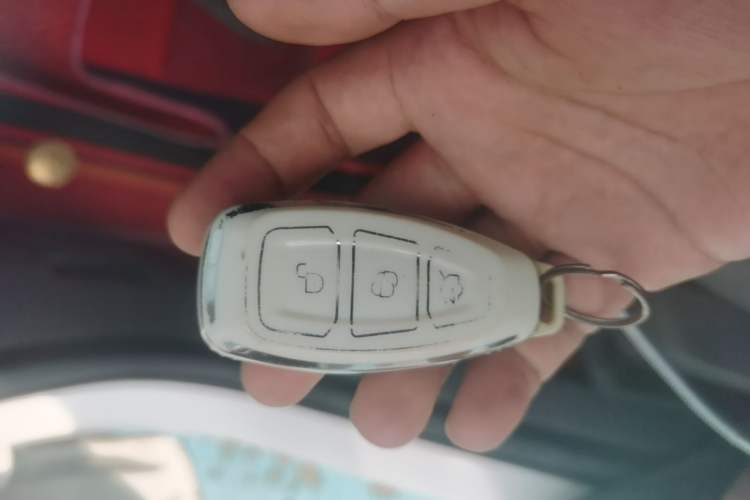 Used Ford Kuga 2019 EcoBoost 180 Two-Wheel-Drive Titanium Plus Model China VI Standard Vehicle Key