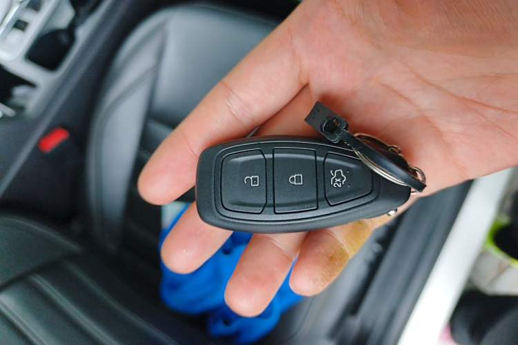 Used Ford Kuga 2019 EcoBoost 180 Two-Wheel-Drive Titanium Plus Model China V Standard Vehicle Key