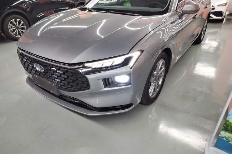 Used Ford Mondeo 2023 1.5T E-Hybrid Luxury Version Left Front Headlight