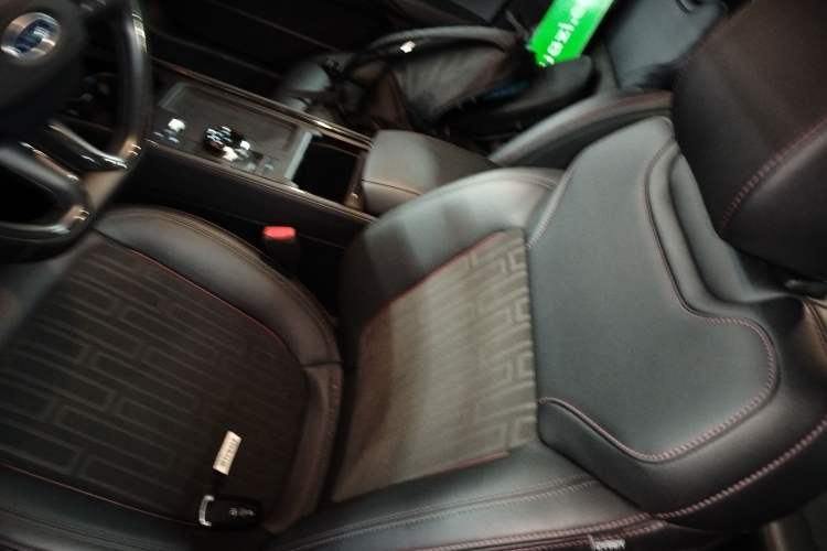 Used Ford Mondeo 2023 1.5T E-Hybrid Luxury Version Left Front Seat