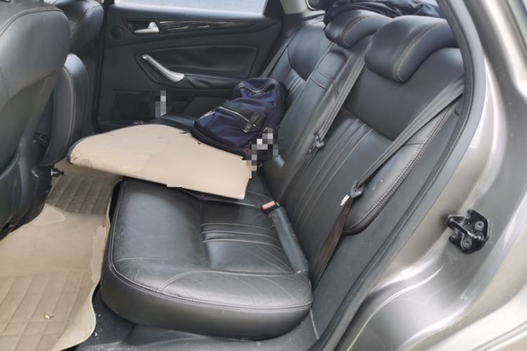Used Ford Mondeo 2006 2.0L Deluxe Edition Left Rear Seat