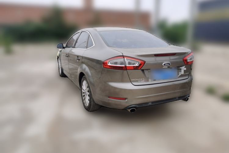 Used Ford Mondeo 2006 2.0L Deluxe Edition Rear Left 45 Deg