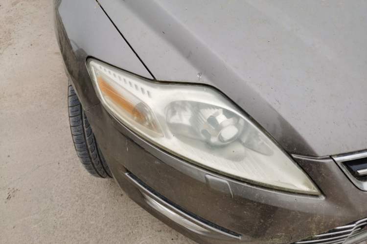Used Ford Mondeo 2006 2.0L Deluxe Edition Right Front Headlight