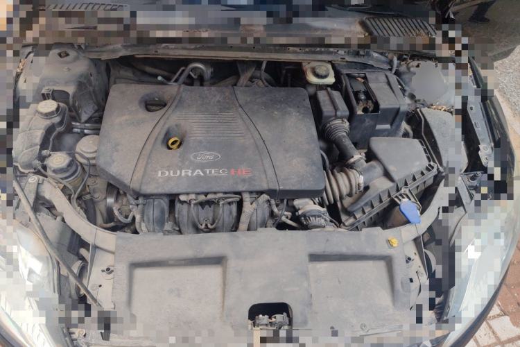 Used Ford Mondeo 2007 2.3L Luxury Model Engine Bay