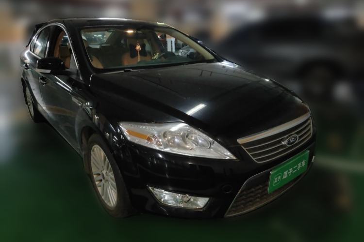 Used Ford Mondeo 2007 2.3L Fashion Edition Front Right 45 Deg
