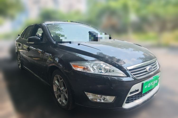 Used Ford Mondeo 2007 2.3L Luxury Sports Model Front Right 45 Deg