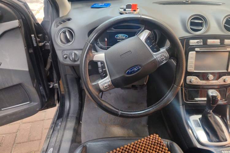 Used Ford Mondeo 2007 2.3L Luxury Model Steering Wheel