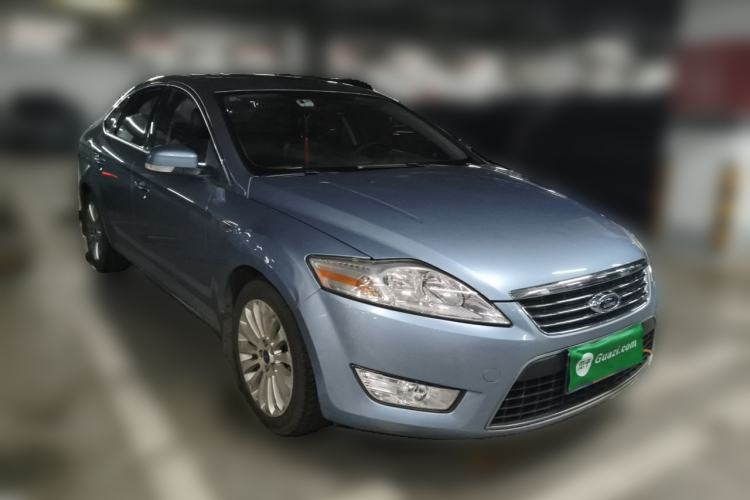 Used Ford Mondeo 2007 2.3L Luxury Model Front Right 45 Deg