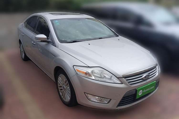 Used Ford Mondeo 2007 2.3L Fashion Edition Front Right 45 Deg