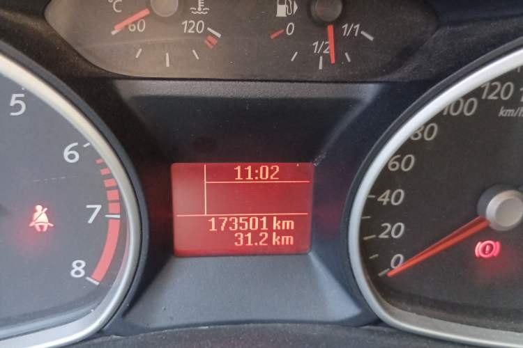 Used Ford Mondeo 2007 2.3L Fashion Edition Odometer Close Up