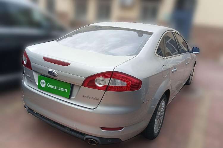 Used Ford Mondeo 2007 2.3L Fashion Edition Rear Right 45 Deg