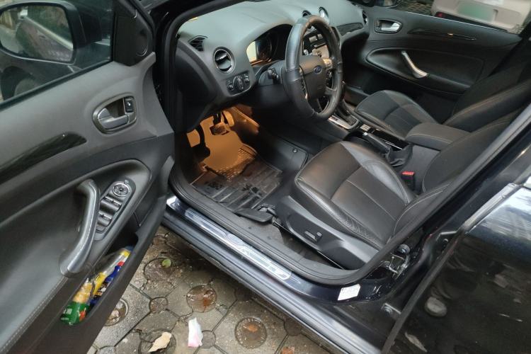 Used Ford Mondeo 2008 2.3L Ultimate Edition Driver Seat