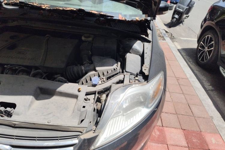Used Ford Mondeo 2008 2.3L Ultimate Edition Engine Bay Left