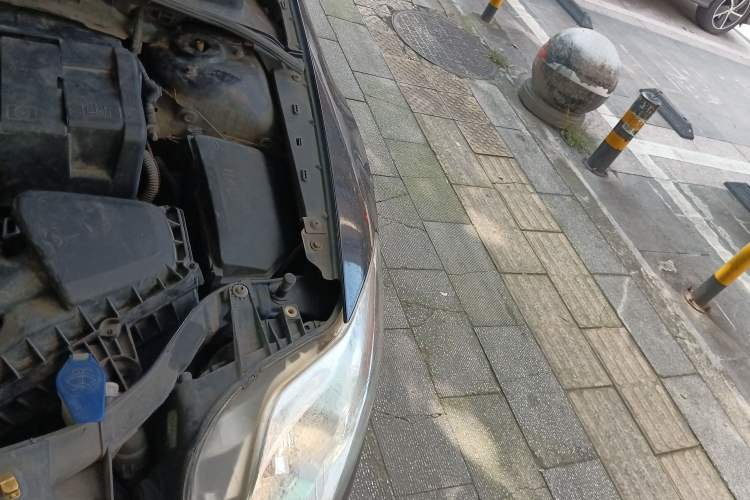 Used Ford Mondeo 2008 2.3L Luxury Sport Navigation Edition Engine Bay Left