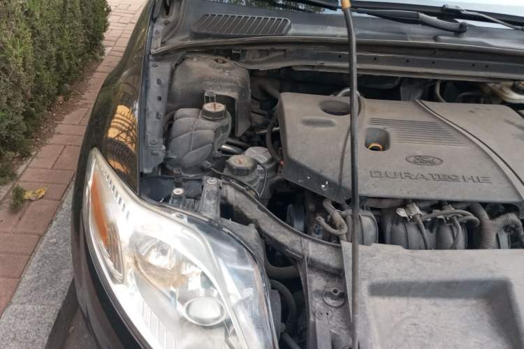 Used Ford Mondeo 2008 2.3L Ultimate Edition Engine Bay Right