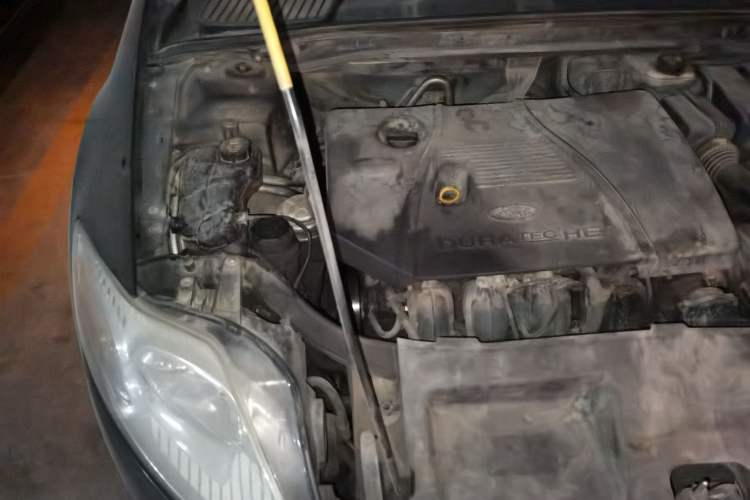 Used Ford Mondeo 2008 2.3L Ultimate Edition Engine Bay Right