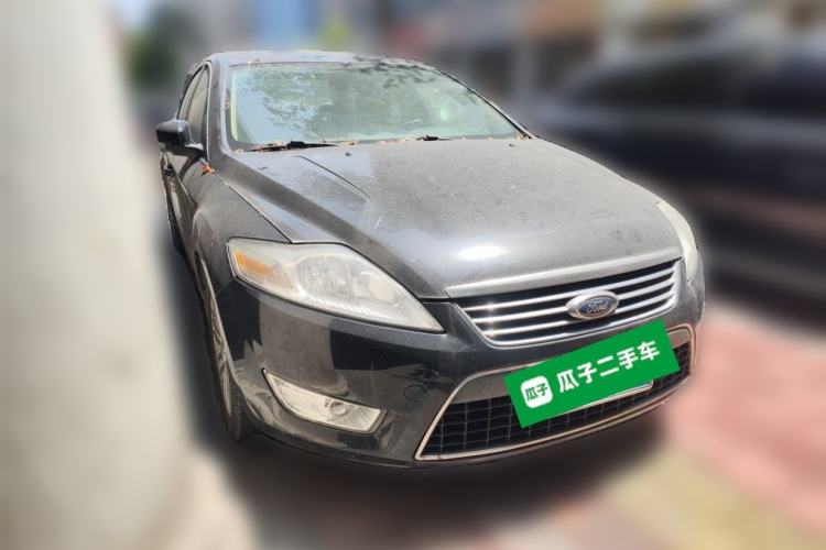 Used Ford Mondeo 2008 2.3L Ultimate Edition Front Right 45 Deg