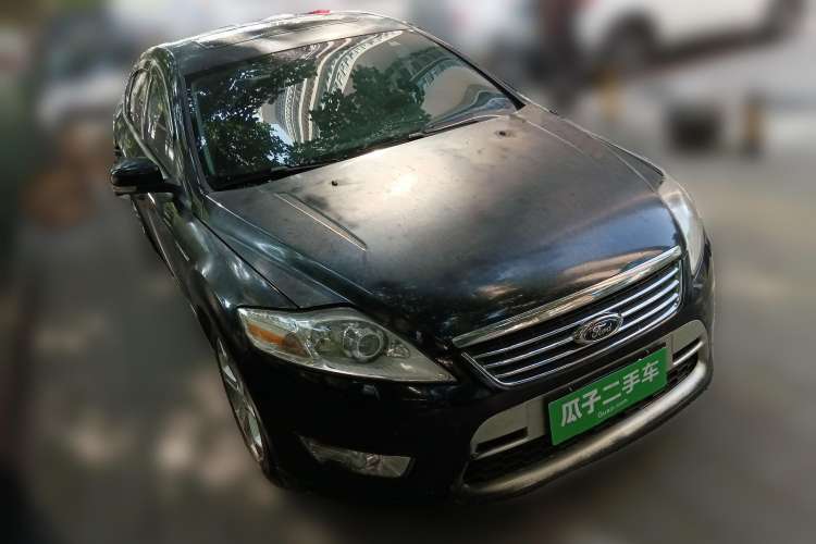 Used Ford Mondeo 2008 2.3L Luxury Sport Navigation Edition Front Right 45 Deg