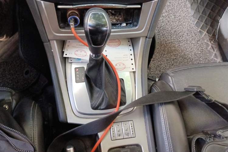 Used Ford Mondeo 2008 2.3L Luxury Sport Navigation Edition Gear Lever