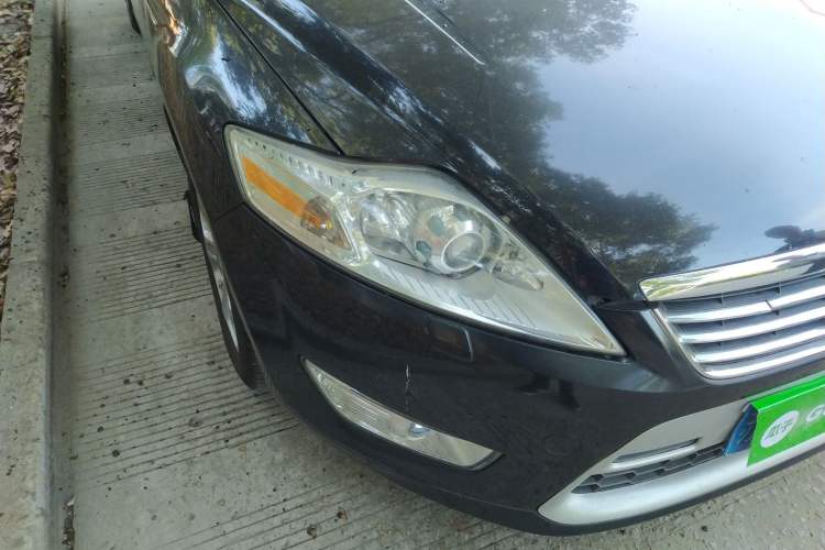 Used Ford Mondeo 2008 2.3L Luxury Sport Navigation Edition Right Front Headlight