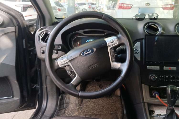 Used Ford Mondeo 2008 2.3L Luxury Sport Navigation Edition Steering Wheel