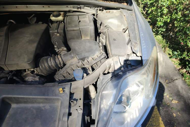 Used Ford Mondeo 2008 2.3L Luxury Sport Navigation Edition Engine Bay Left