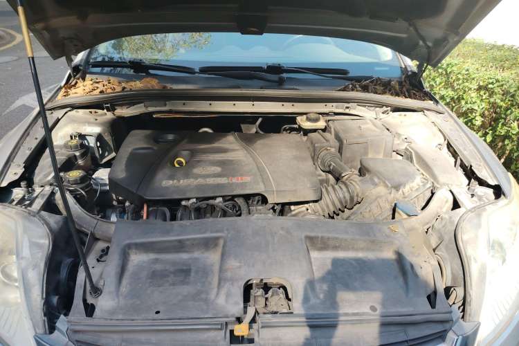 Used Ford Mondeo 2008 2.3L Luxury Sport Navigation Edition Engine Bay