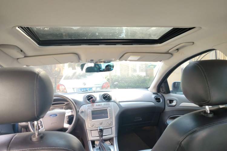 Used Ford Mondeo 2008 2.3L Luxury Sport Navigation Edition Headliner