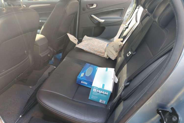 Used Ford Mondeo 2008 2.3L Luxury Sport Navigation Edition Left Rear Seat